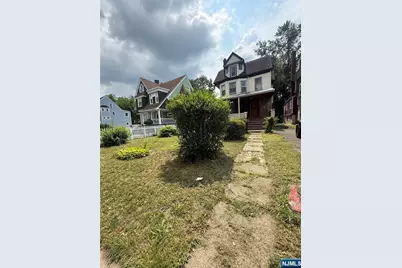605 Park Avenue, East Orange, NJ 07017 - Photo 3