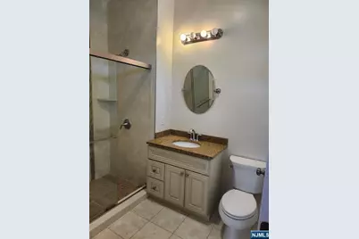 21 Grove Street 2B #2B, Tenafly, NJ 07670 - Photo 3