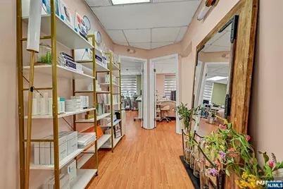 515 Main Street, Fort Lee, NJ 07024 - Photo 11
