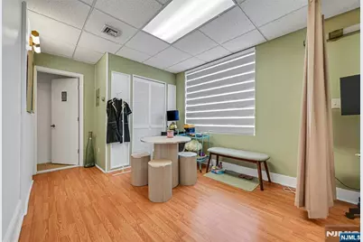 515 Main Street, Fort Lee, NJ 07024 - Photo 15