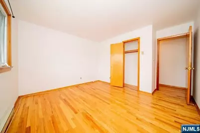 20 Lafayette Street, Little Ferry, NJ 07643 - Photo 9
