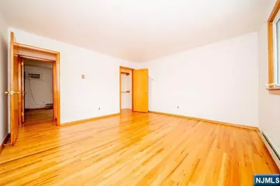 20 Lafayette Street, Little Ferry, NJ 07643 - Photo 11