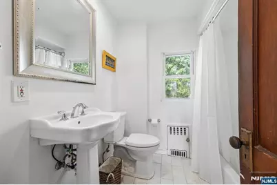 47 Kearney Street, Lyndhurst Township, NJ 07071 - Photo 15