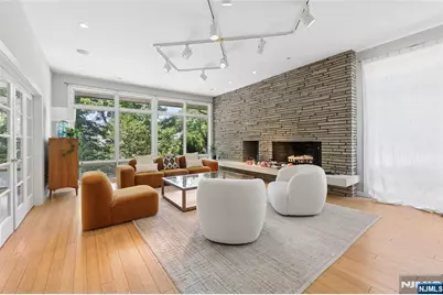 192 Stonehurst Drive, Tenafly, NJ 07670 - Photo 5