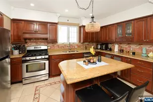 1611 82nd St, North Bergen, NJ 07047 - Photo 7