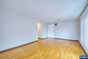 44 Newcomb Road 1 Fl, Tenafly, NJ 07670 - Photo 3