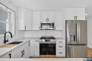 62 Hillside Ave 1, Newark, NJ 07108 - Photo 9