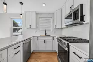 62 Hillside Ave 1, Newark, NJ 07108 - Photo 5