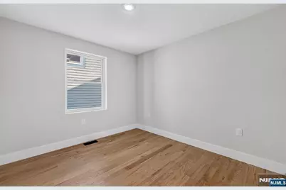 62 Hillside Avenue 1 #1, Newark, NJ 07108 - Photo 13
