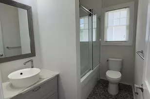 220 Hamilton Street 1, Harrison, NJ 07029 - Photo 5
