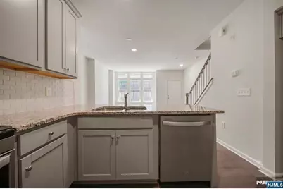 67 Arnold Drive, Wood Ridge, NJ 07075 - Photo 13