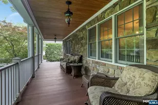 245 Allison Ct, Englewood, NJ 07631 - Photo 5