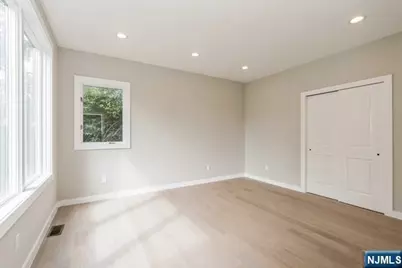 66 E Gramercy Place, Glen Rock, NJ 07452 - Photo 25