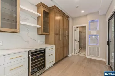 66 E Gramercy Place, Glen Rock, NJ 07452 - Photo 13