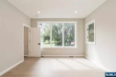 66 E Gramercy Place, Glen Rock, NJ 07452 - Photo 15