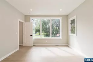 66 E Gramercy Pl, Glen Rock, NJ 07452 - Photo 15