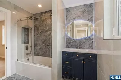 66 E Gramercy Place, Glen Rock, NJ 07452 - Photo 19