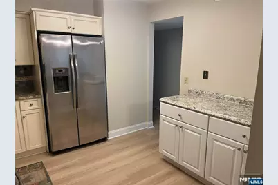 118 Orchard Pk, Allendale, NJ 07401 - Photo 3