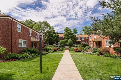 2209 Center Avenue A #A, Fort Lee, NJ 07024 - Photo 21
