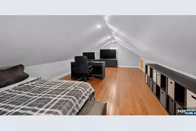 76 Niehaus Avenue, Little Ferry, NJ 07643 - Photo 17