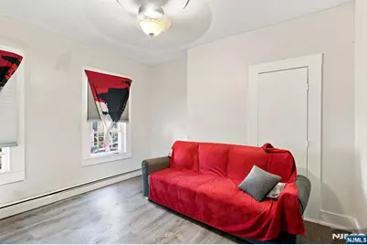 39 Hillman Street, Paterson, NJ 07522 - Photo 5