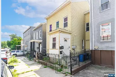 39 Hillman Street, Paterson, NJ 07522 - Photo 3