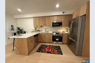 627 Valley Road C #C, Montclair, NJ 07043 - Photo 7
