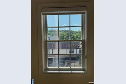 627 Valley Road F #F, Montclair, NJ 07043 - Photo 15
