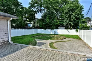 74 Ross Ave, Hackensack, NJ 07601 - Photo 31