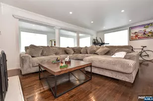 74 Ross Ave, Hackensack, NJ 07601 - Photo 7