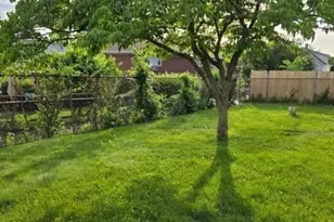 33 Livingston Ave, Lyndhurst Township, NJ 07071 - Photo 23
