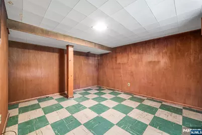10 Greenwich Street, Bergenfield, NJ 07621 - Photo 19