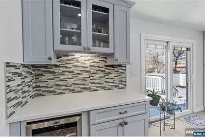 170 Clinton Avenue, New Milford, NJ 07646 - Photo 5