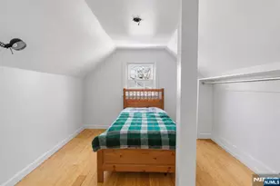 170 Clinton Ave, New Milford, NJ 07646 - Photo 13