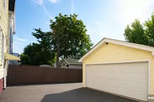 83 Berkeley Ave, Bloomfield, NJ 07003 - Photo 33