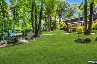 17 Deerhill Drive, Ho Ho Kus, NJ 07423 - Photo 7