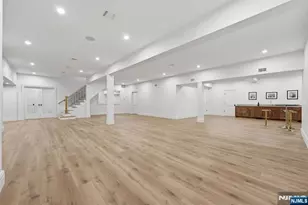 68 Grandview Ave, Upper Saddle River, NJ 07458 - Photo 29