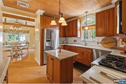 80 Large Avenue, Hillsdale, NJ 07642 - Photo 9