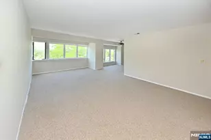 204 Indian Hollow 204, Mahwah, NJ 07430 - Photo 7