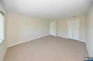 204 Indian Hollow 204, Mahwah, NJ 07430 - Photo 11