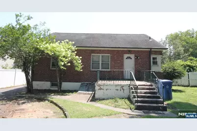 142 Orange Street, Englewood, NJ 07631 - Photo 5