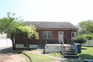 142 Orange St, Englewood, NJ 07631 - Photo 5