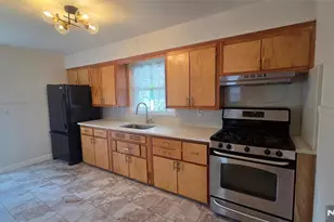 122 Westview Ave, Paramus, NJ 07652 - Photo 5