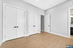 126 De Kalb Ave A, Jersey City, NJ 07306 - Photo 19