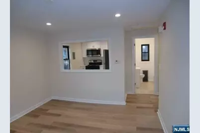 482 Broad Avenue #7, Leonia, NJ 07605 - Photo 9