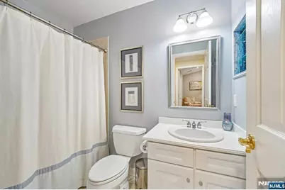 135 Abbie Court, Guttenberg, NJ 07093 - Photo 21