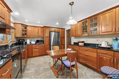 12 Beverly Road, Englewood Cliffs, NJ 07632 - Photo 5