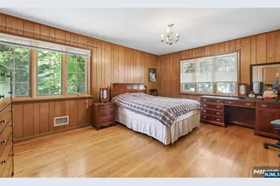 12 Beverly Road, Englewood Cliffs, NJ 07632 - Photo 19