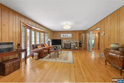 12 Beverly Road, Englewood Cliffs, NJ 07632 - Photo 3