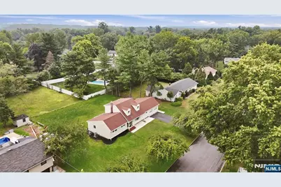 628 Lamanna Drive, River Vale Township, NJ 07675 - Photo 27